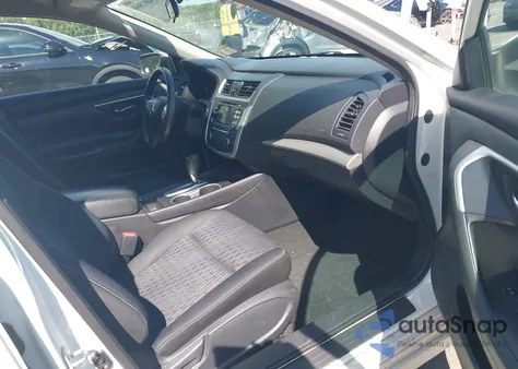 2018 Nissan Altima 2.5 S z USA, uszkodzony, nr VIN 1N4AL3APXJC104834